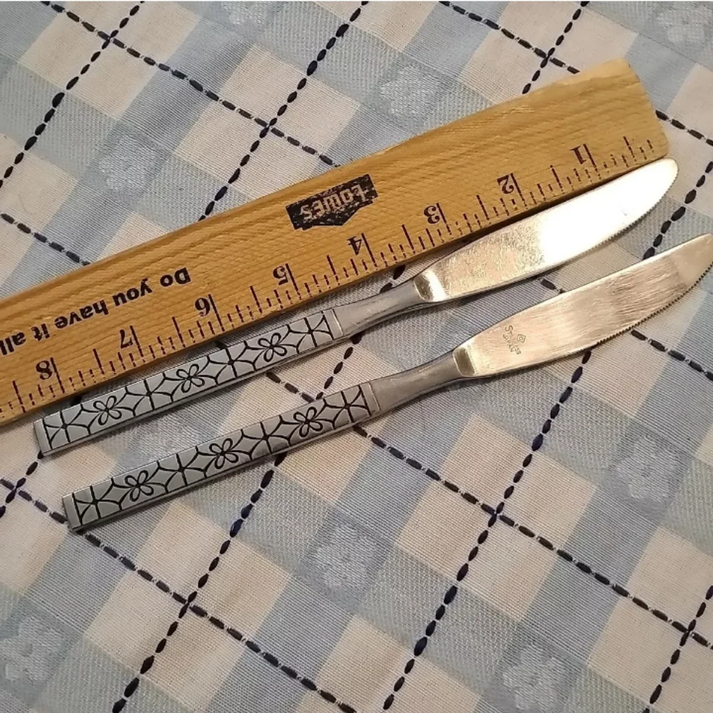 Oneida Northland Impulse Stainless Flatware 2 Butter‎ Knives Butterknives